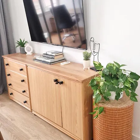 2 Bedroom In The Center Of